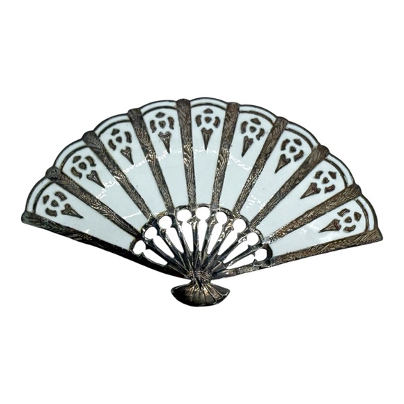 Vintage Siam Sterling Silver & White Enamel Fan Brooch Pin – 925 Handcrafted